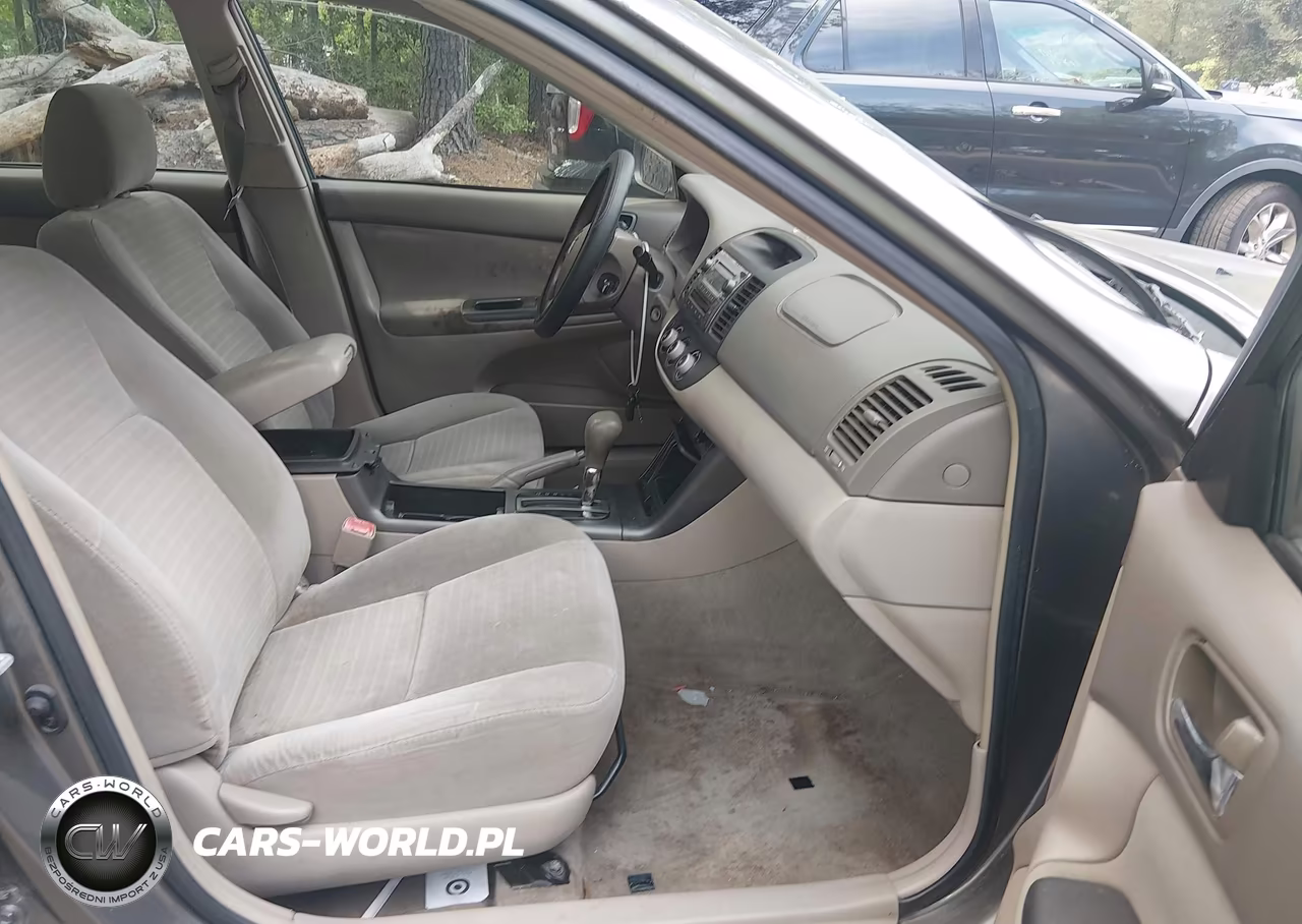 2005 Toyota Camry Le VIN:4T1BE32K45U632554 - 5