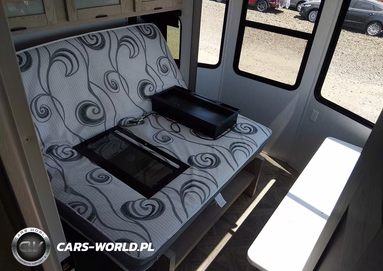 2024 Wildwood By Fore Grand Lodge Series M VIN:4X4TSM827RM032108 - 14
