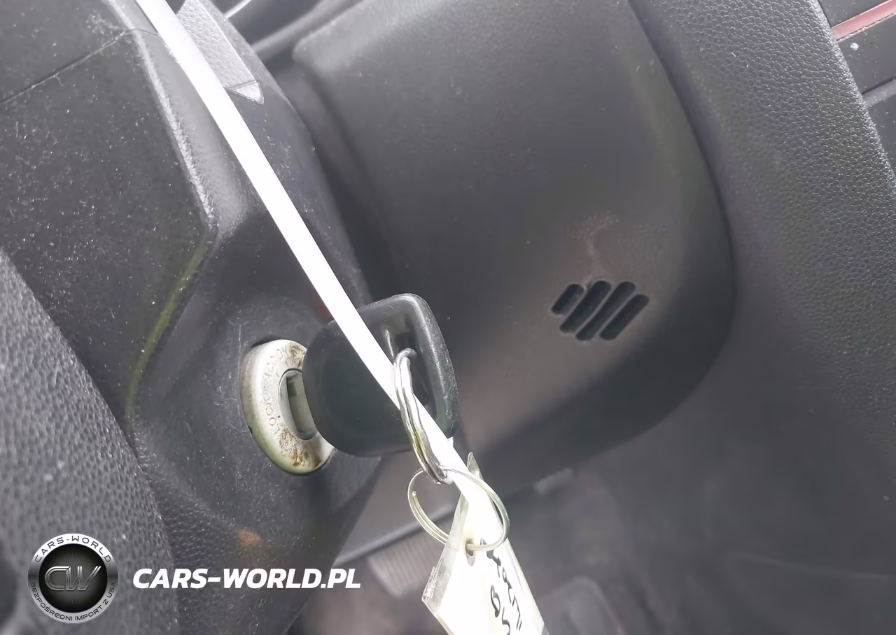 2004 Mazda Mazda3 S VIN:JM1BK343841189456 - 11