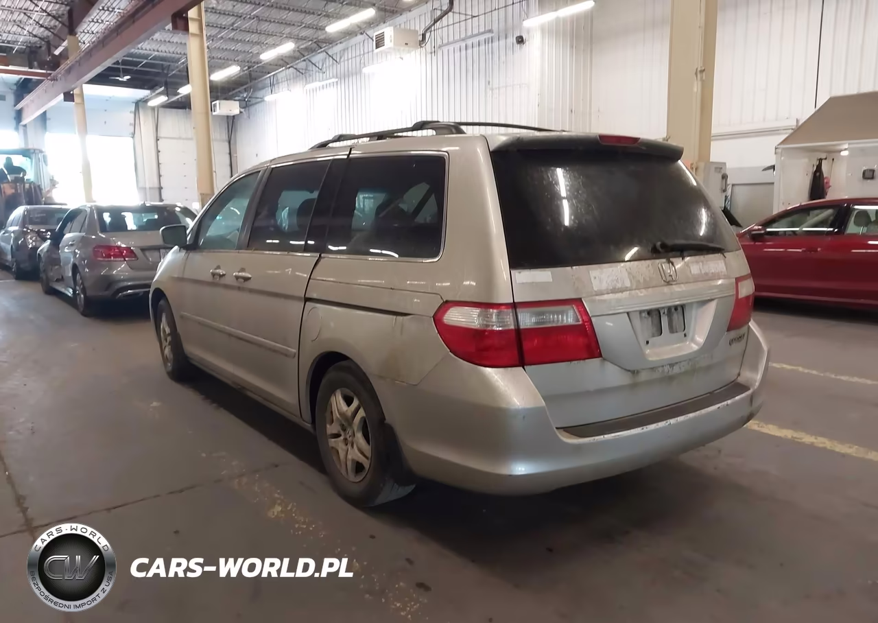 2005 Honda Odyssey Ex VIN:5FNRL38485B016575 - 3