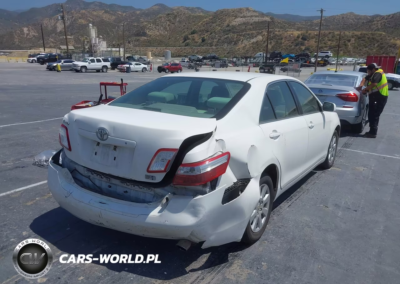 2007 Toyota Camry Hybrid VIN:JTNBB46K973029990 - 4