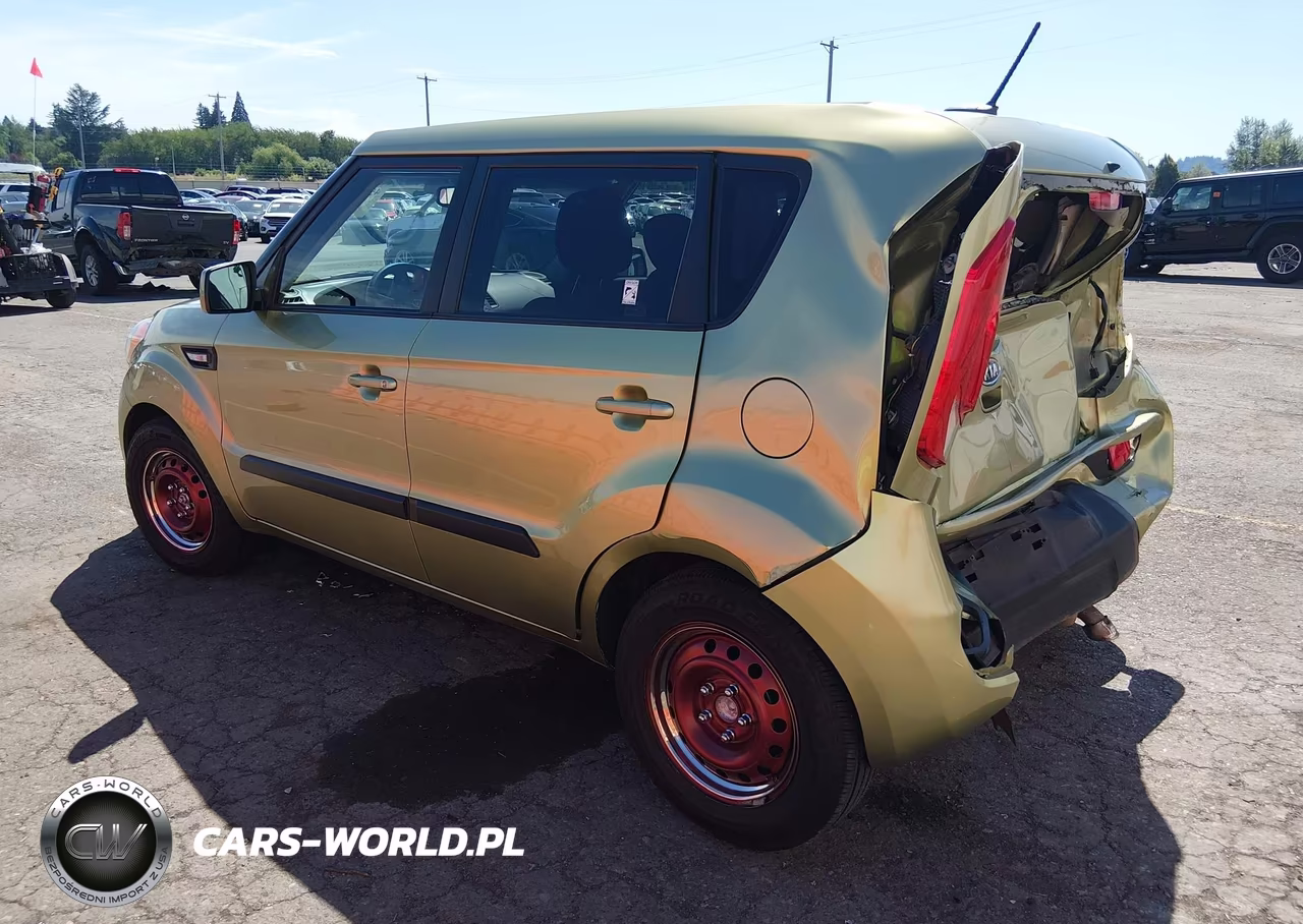 2012 Kia Soul VIN:KNDJT2A51C7466582 - 3