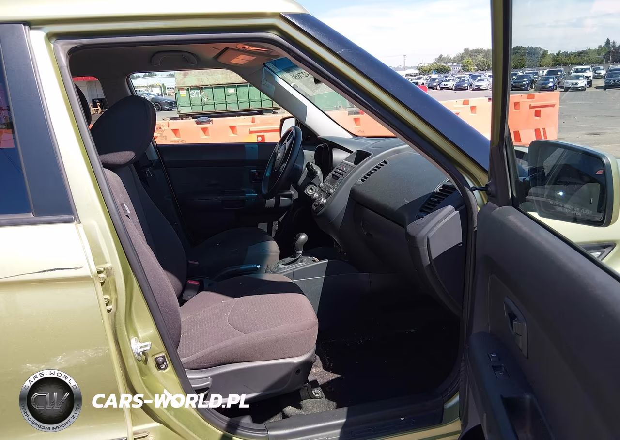 2012 Kia Soul VIN:KNDJT2A51C7466582 - 5