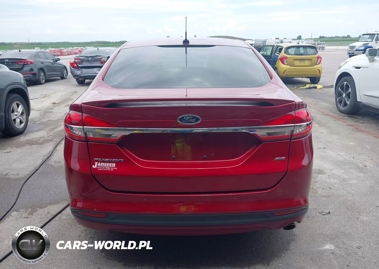 2018 Ford Fusion Se VIN:3FA6P0H76JR126975 - 17