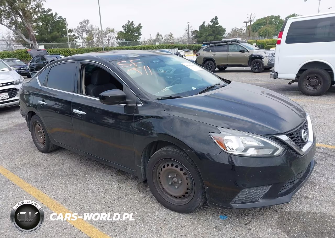 2017 Nissan Sentra S – zdjęcie 1 z 17