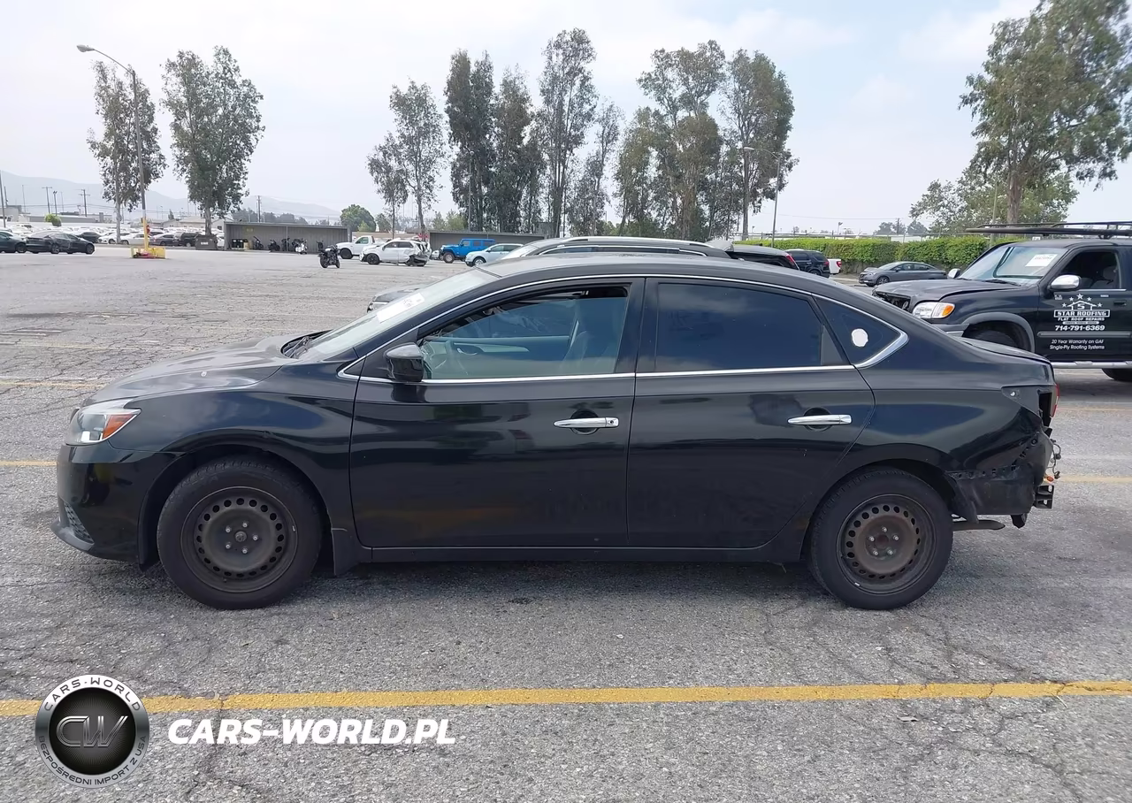 2017 Nissan Sentra S VIN:3N1AB7AP1HY294984 - 15