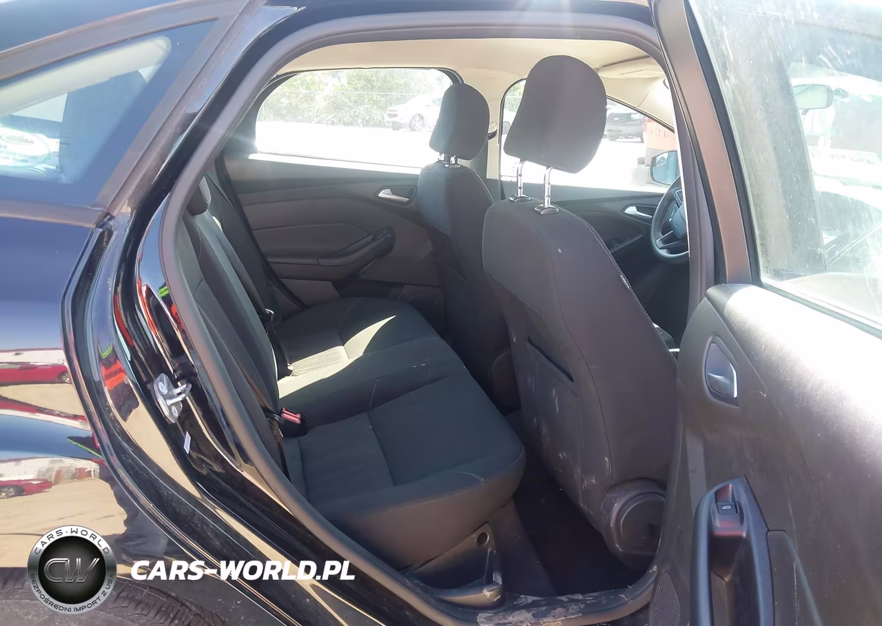 2016 Ford Focus Se VIN:1FADP3FE4GL278125 - 8