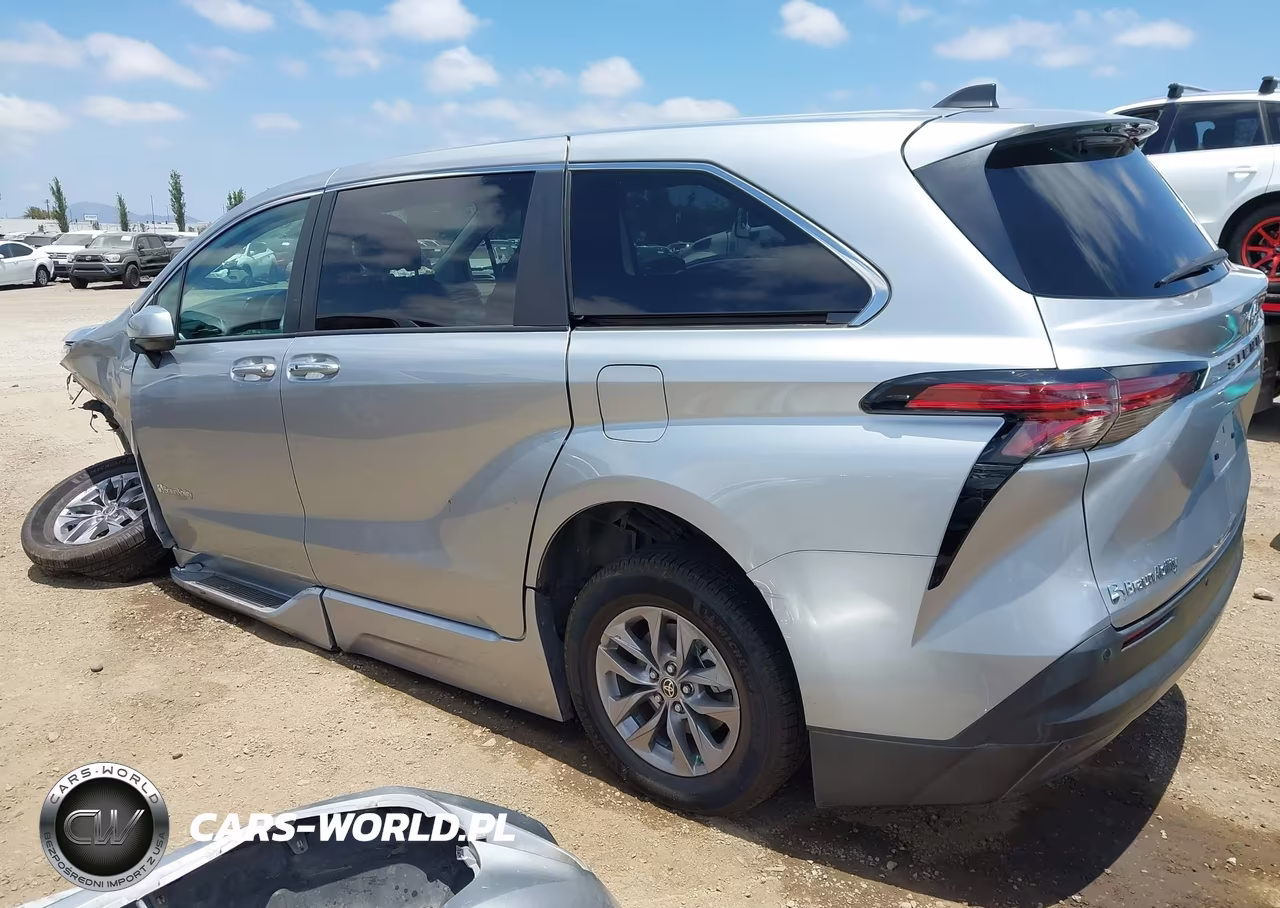 2022 Toyota Sienna Xle VIN:5TDYRKECXNS132467 - 3