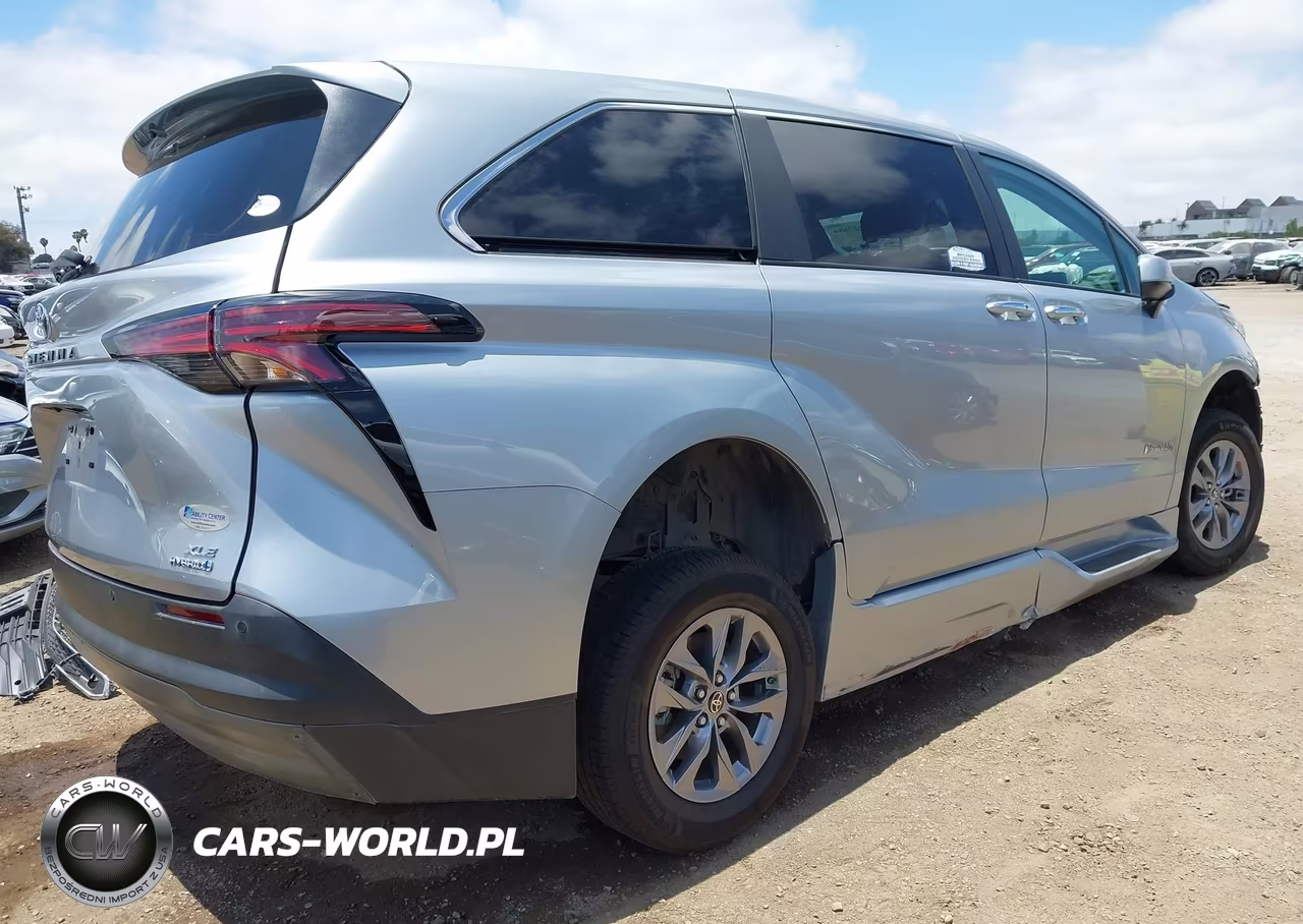 2022 Toyota Sienna Xle VIN:5TDYRKECXNS132467 - 4