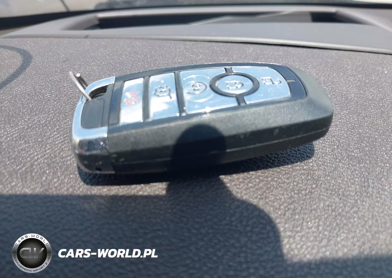 2020 Lincoln Aviator Black Label VIN:5LM5J9XC4LGL04914 - 11
