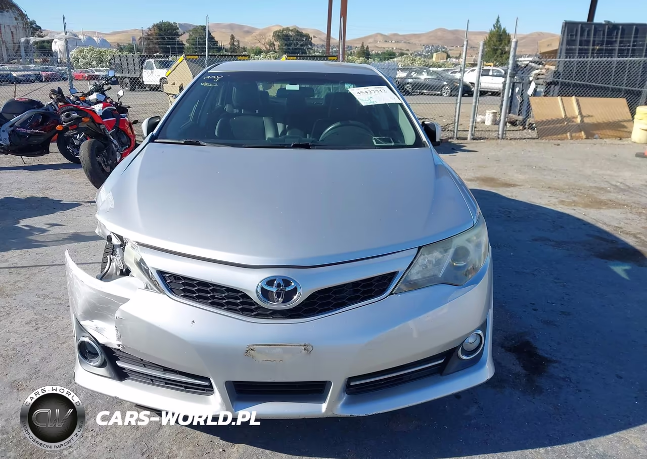 2014 Toyota Camry Se VIN:4T1BF1FK0EU453522 - 14