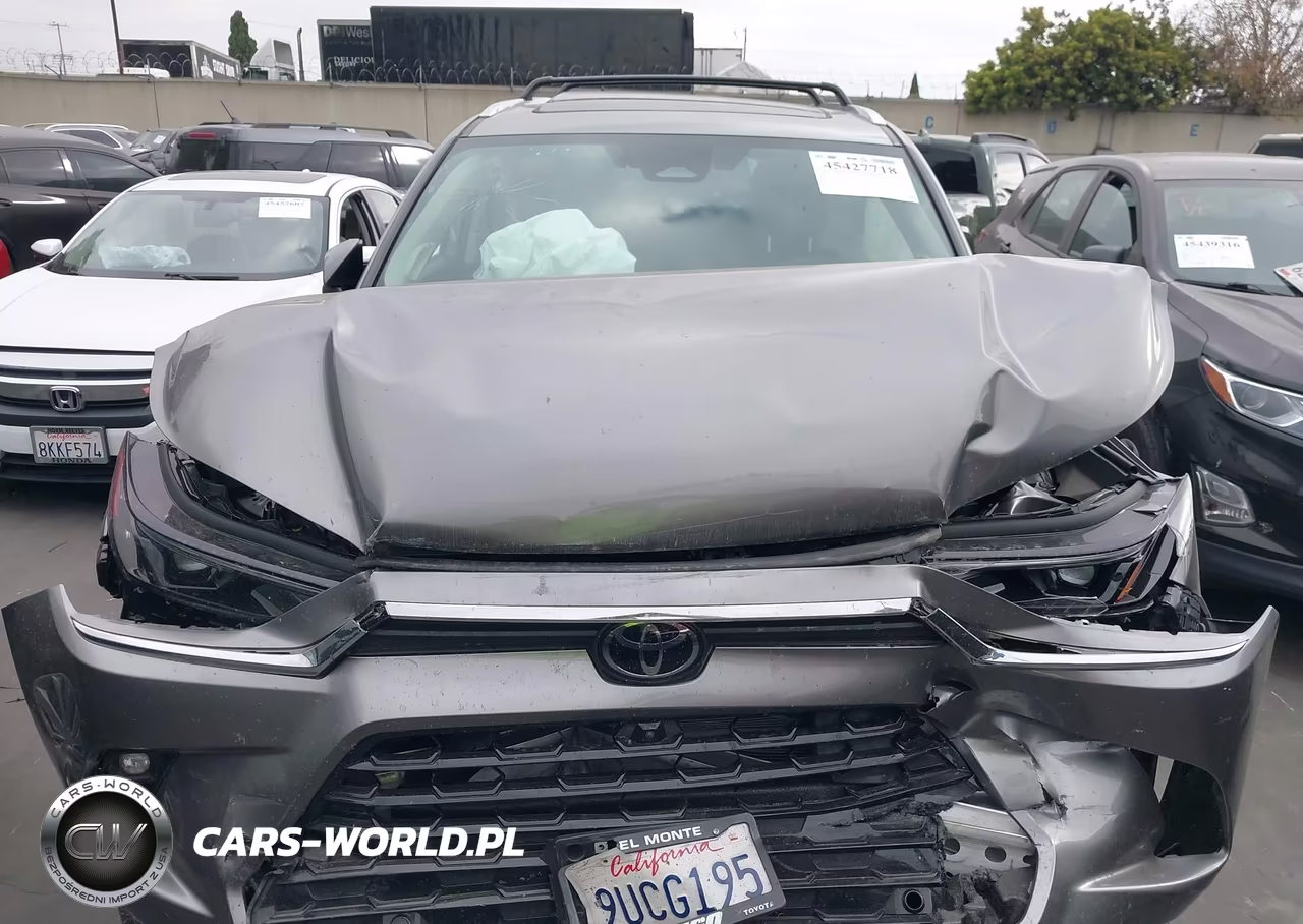 2025 Toyota Grand Highlander Hybrid Limited VIN:5TDACAB52SS051266 - 13