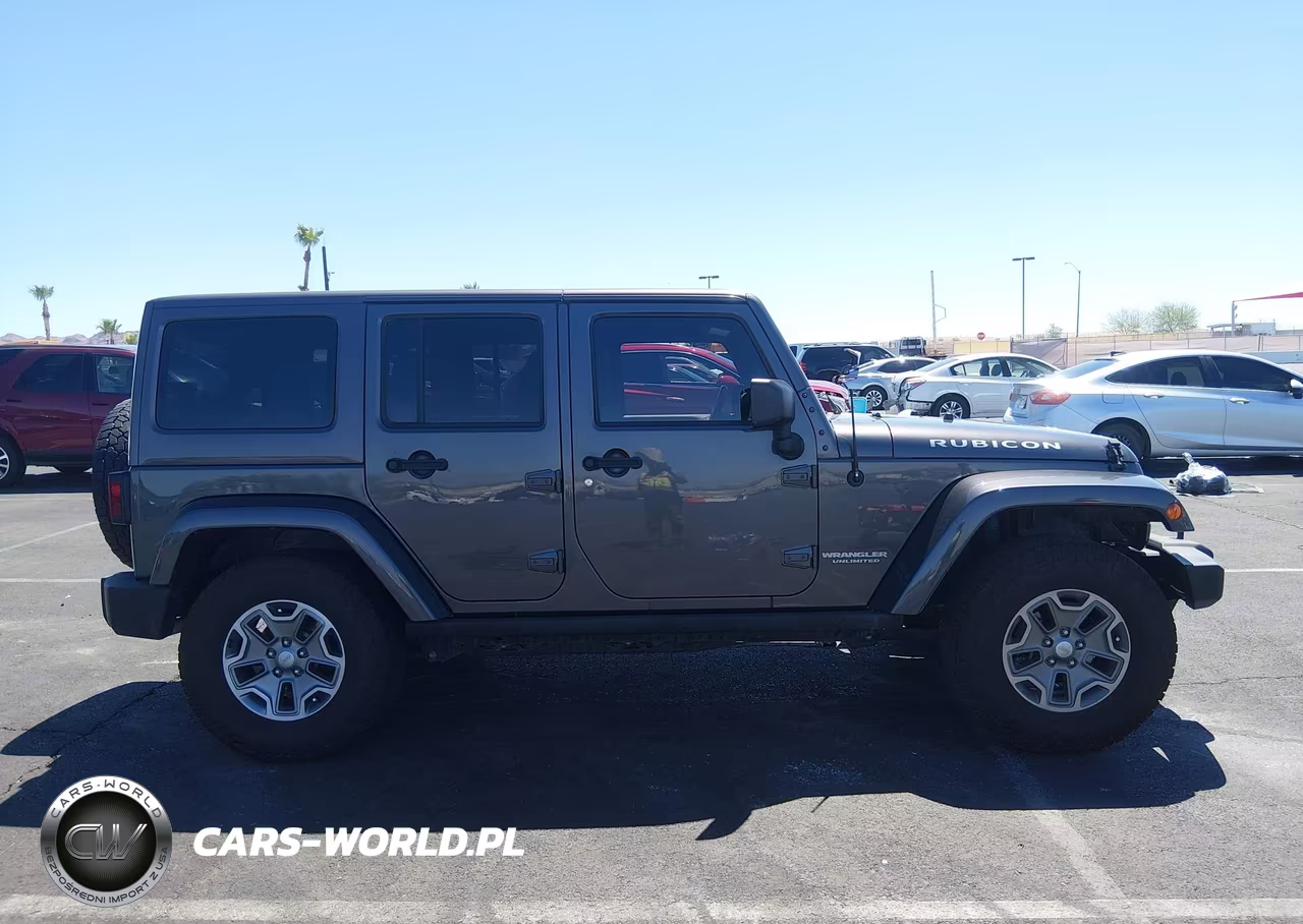 2016 Jeep Wrangler Unlimited Rubicon VIN:1C4BJWFG7GL298939 - 14