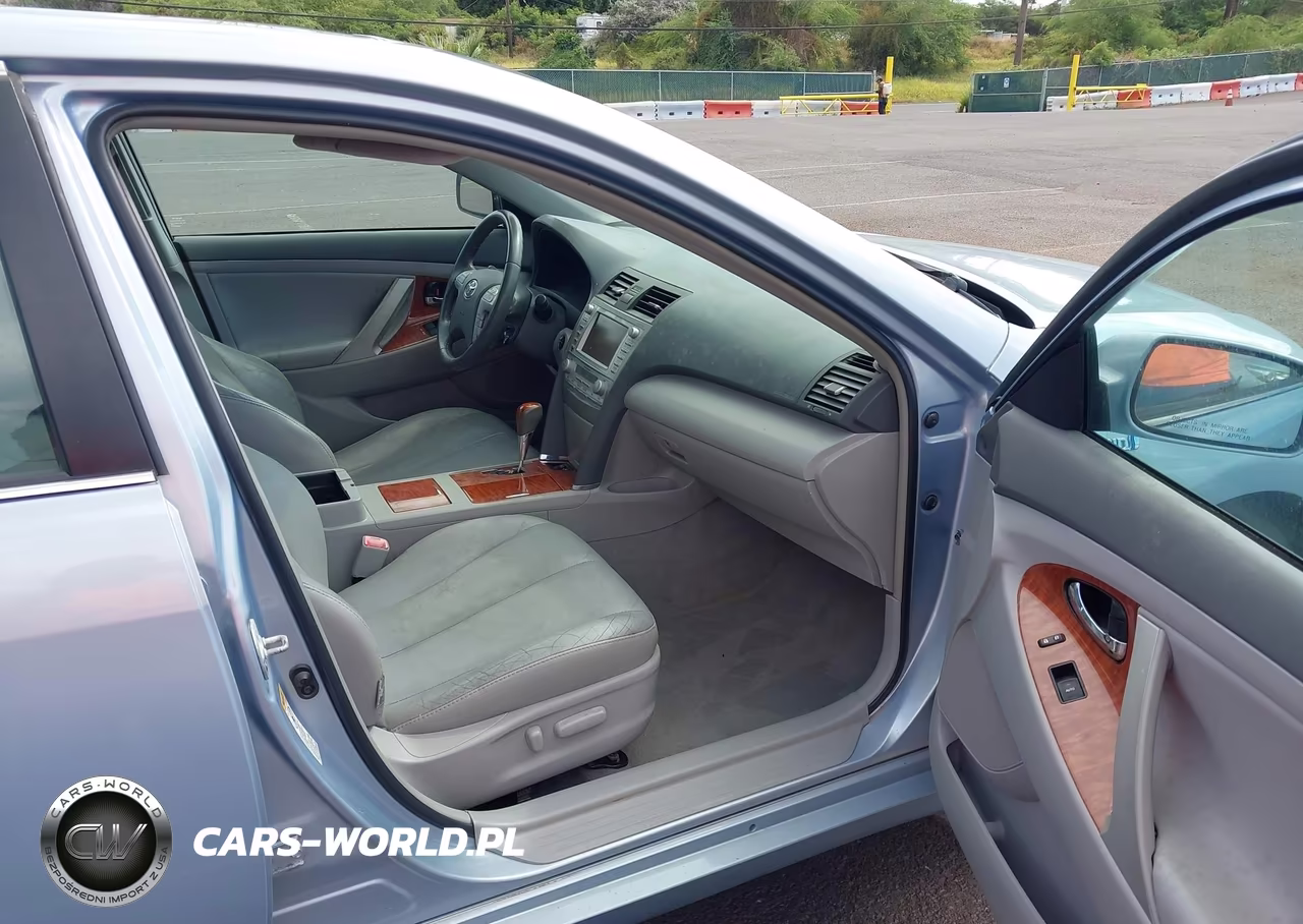 2010 Toyota Camry Hybrid VIN:4T1BB3EK4AU126026 - 5