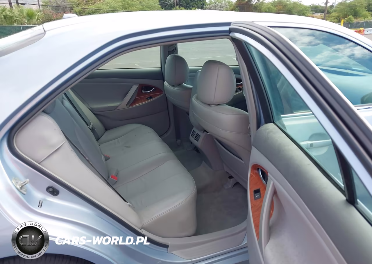 2010 Toyota Camry Hybrid VIN:4T1BB3EK4AU126026 - 8