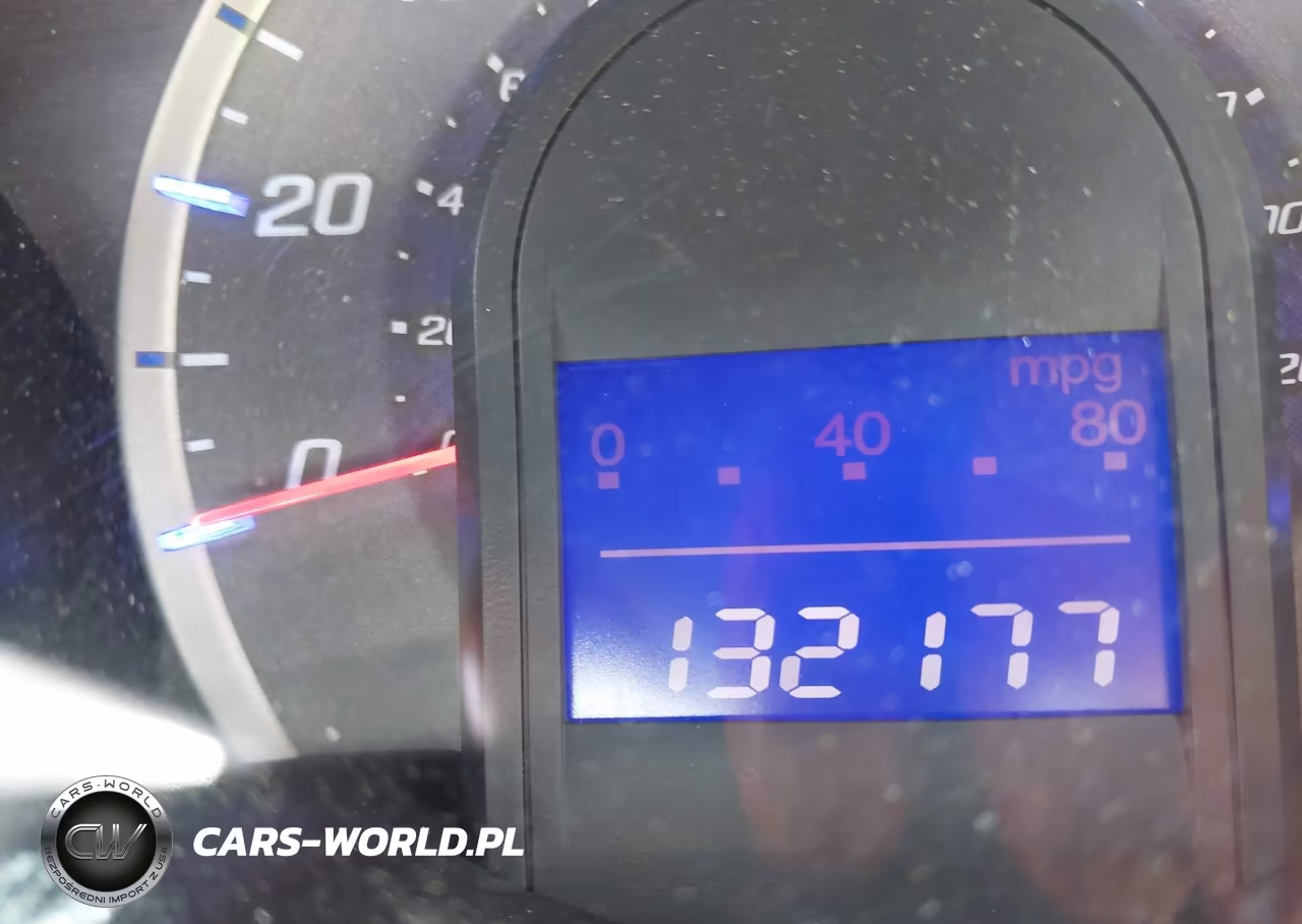 2013 Honda Fit Sport VIN:JHMGE8H60DC057874 - 17