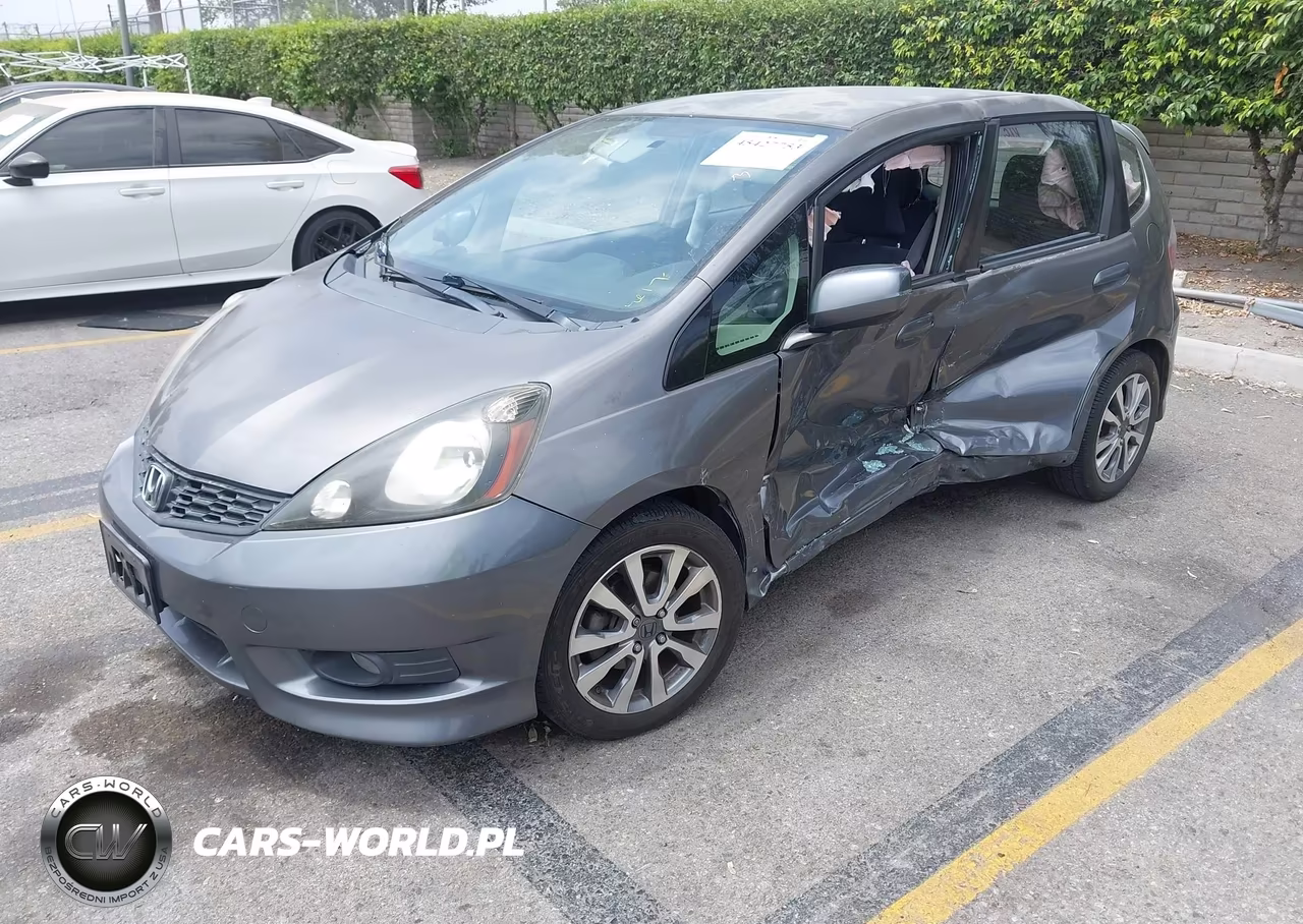 2013 Honda Fit Sport VIN:JHMGE8H60DC057874 - 2