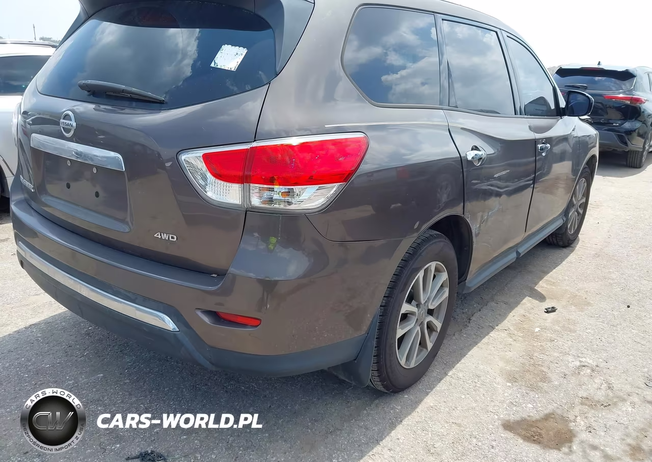 2015 Nissan Pathfinder S VIN:5N1AR2MM9FC604927 - 4