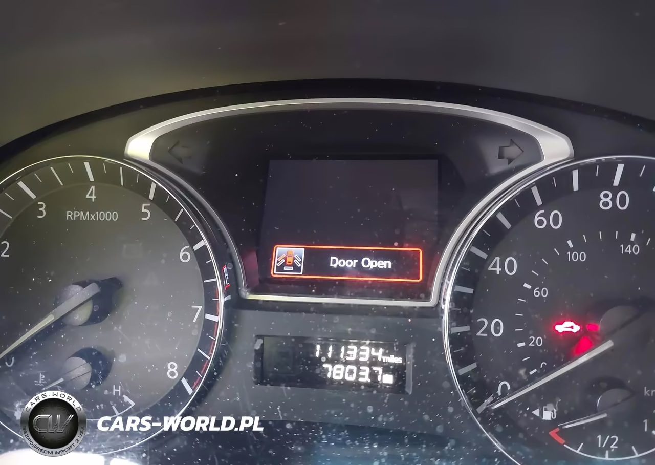 2015 Nissan Pathfinder S VIN:5N1AR2MM9FC604927 - 7