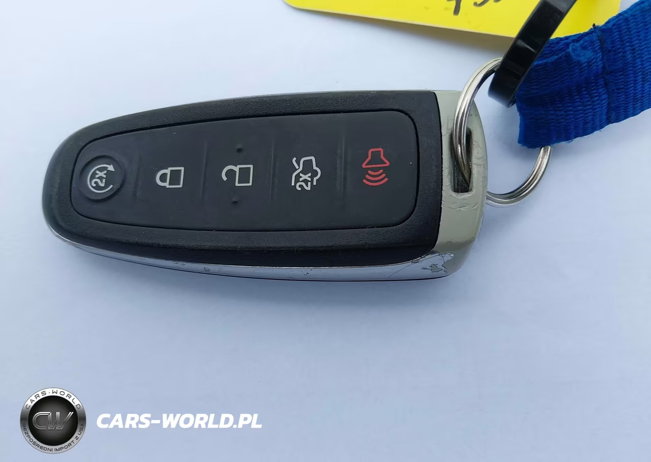 2019 Ford Escape Se VIN:1FMCU9GD1KUA65817 - 11