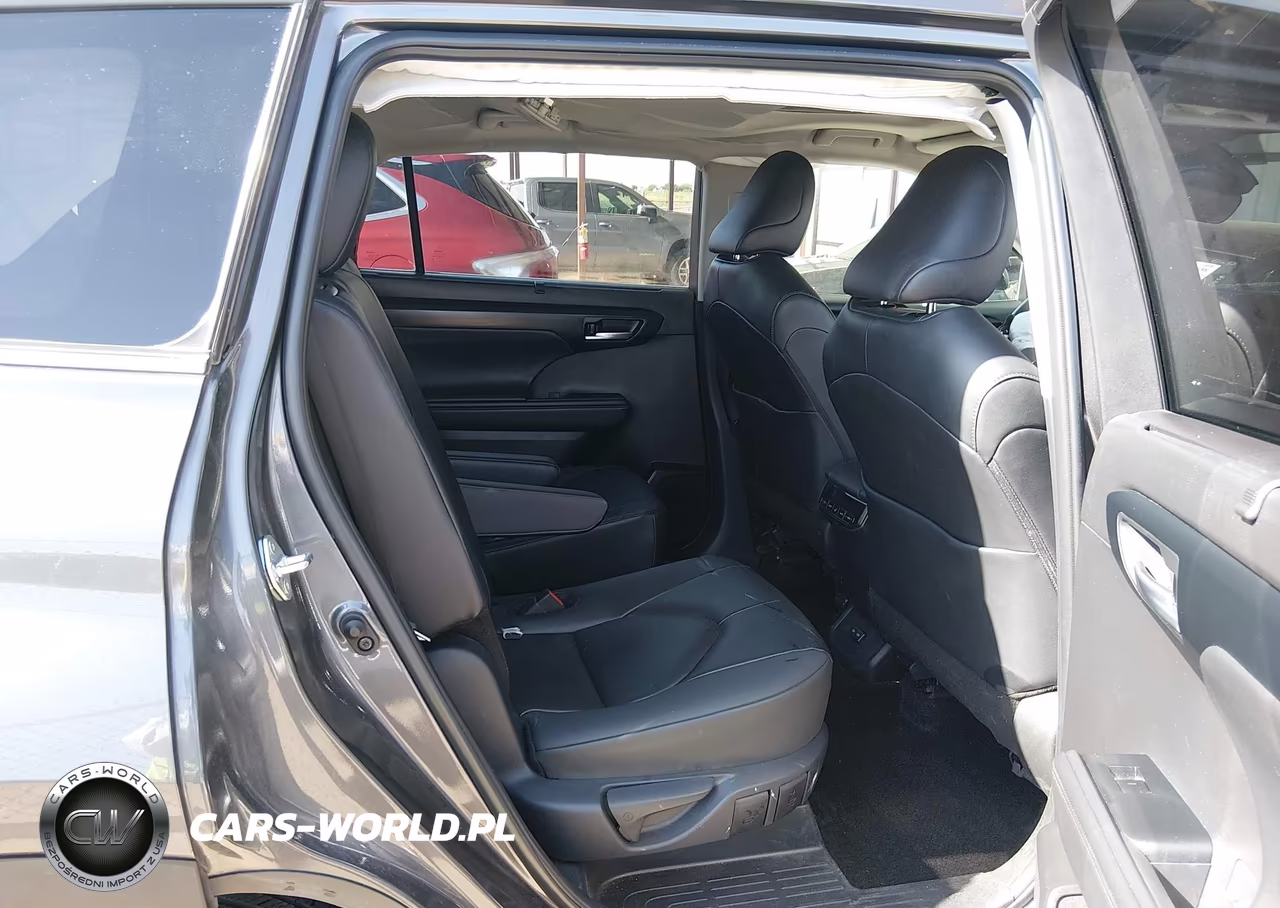 2025 Toyota Highlander Xle VIN:5TDKDRAH7SS550642 - 8