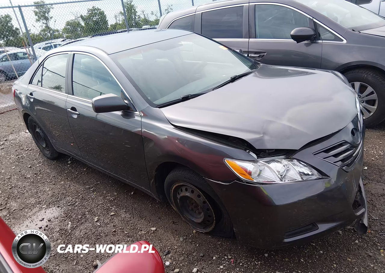 2007 Toyota Camry Le – zdjęcie 1 z 16