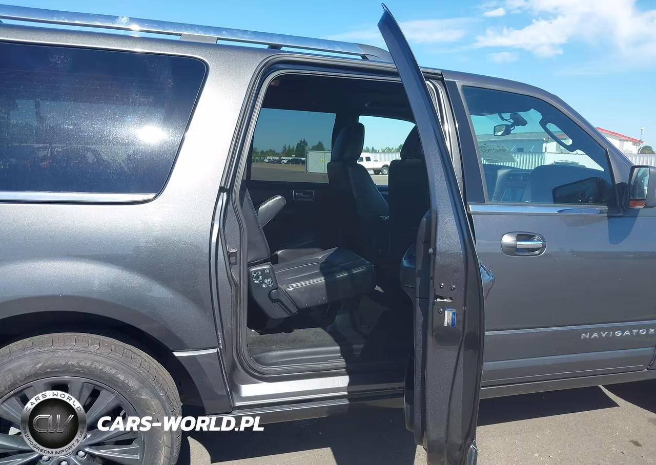 2016 Lincoln Navigator L Select VIN:5LMJJ3JT1GEL11194 - 8