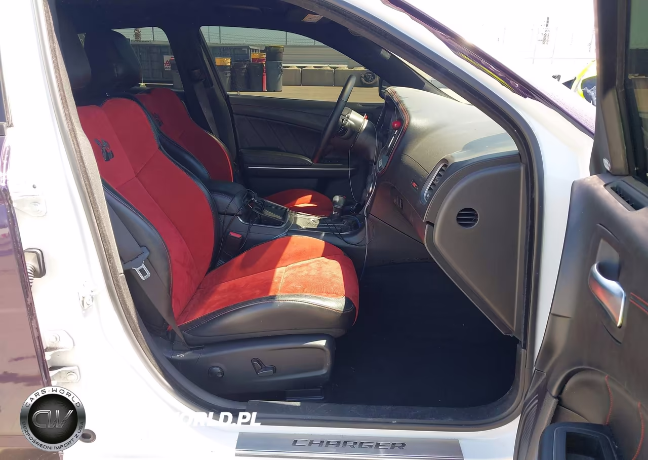 2023 Dodge Charger Scat Pack VIN:2C3CDXGJ3PH592254 - 5