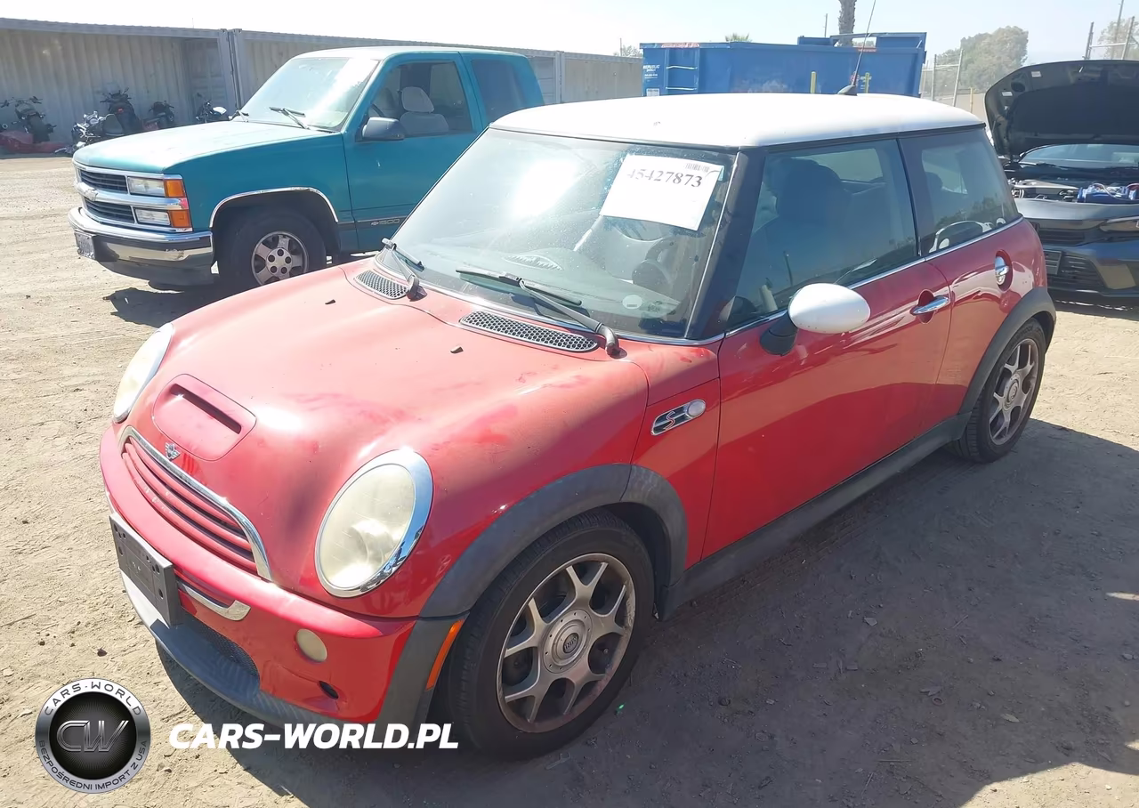 2005 Mini Cooper S VIN:WMWRE33575TG96718 - 2