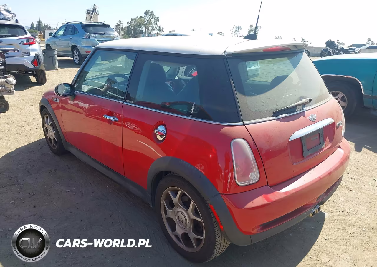 2005 Mini Cooper S VIN:WMWRE33575TG96718 - 3