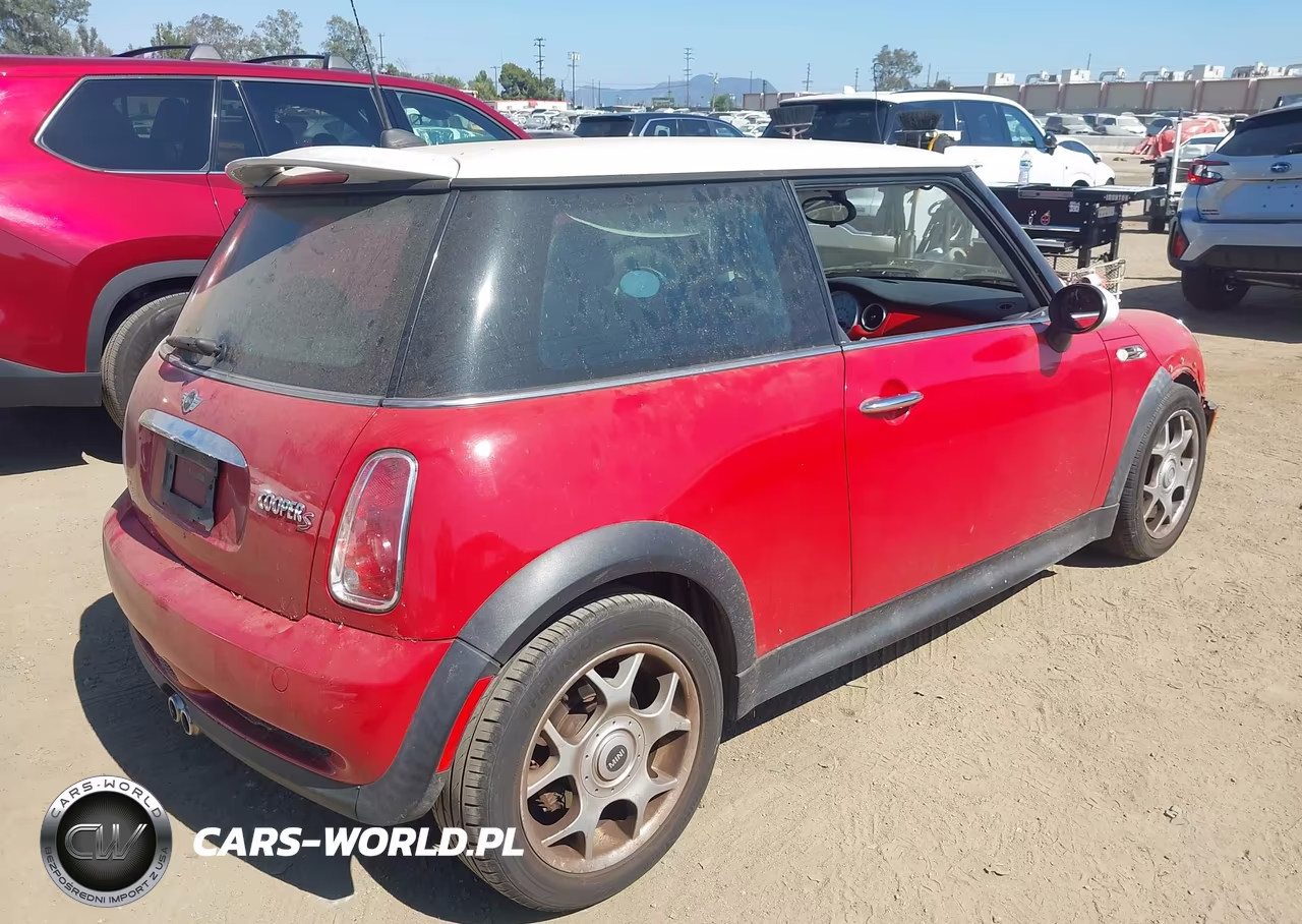 2005 Mini Cooper S VIN:WMWRE33575TG96718 - 4