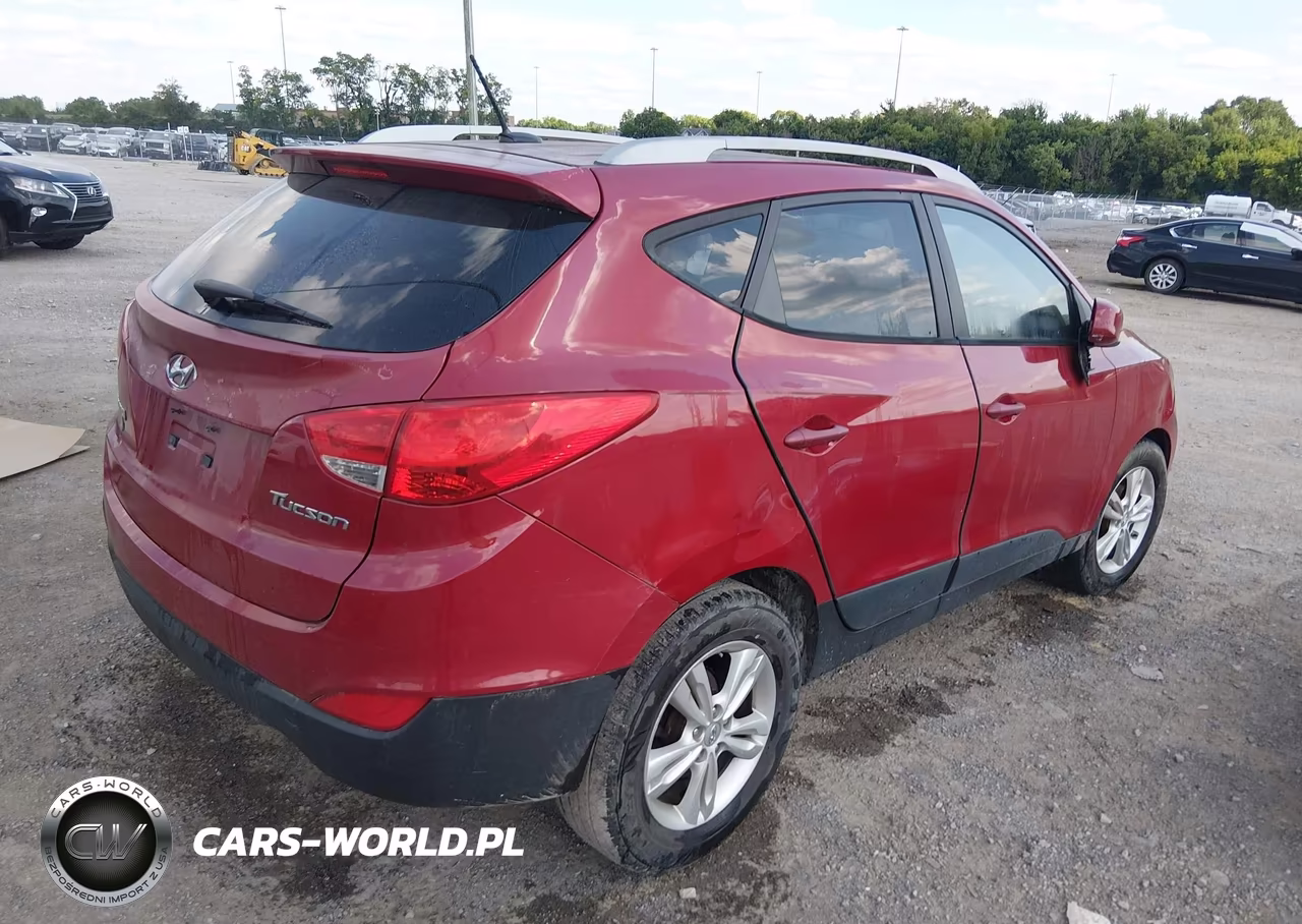 2010 Hyundai Tucson Gls VIN:KM8JU3AC3AU098482 - 4