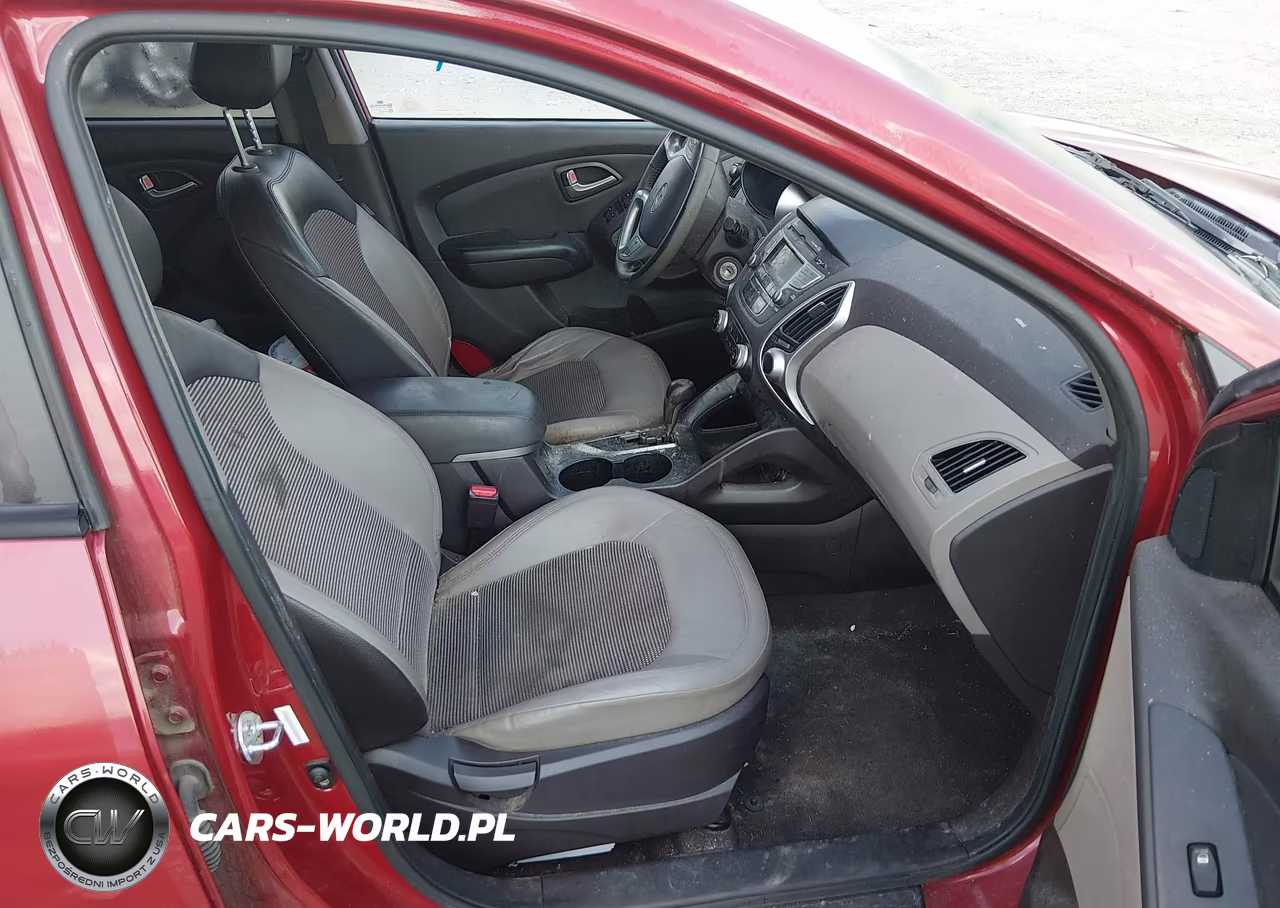 2010 Hyundai Tucson Gls VIN:KM8JU3AC3AU098482 - 5