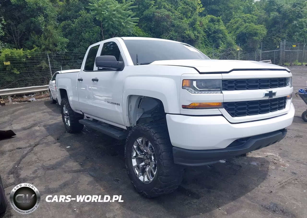 2018 Chevrolet Silverado 1500 Custom – zdjęcie 1 z 16