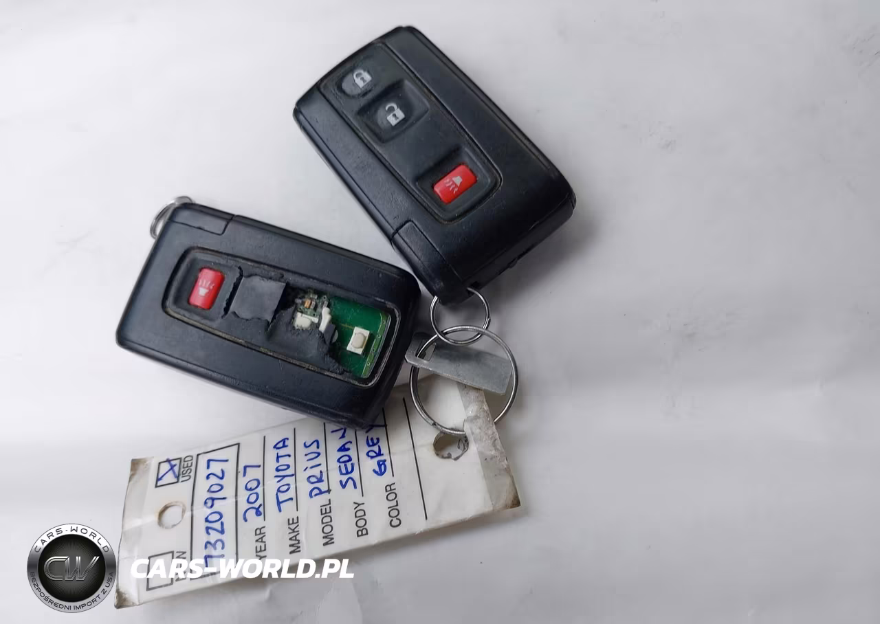 2007 Toyota Prius VIN:JTDKB20U873209027 - 11