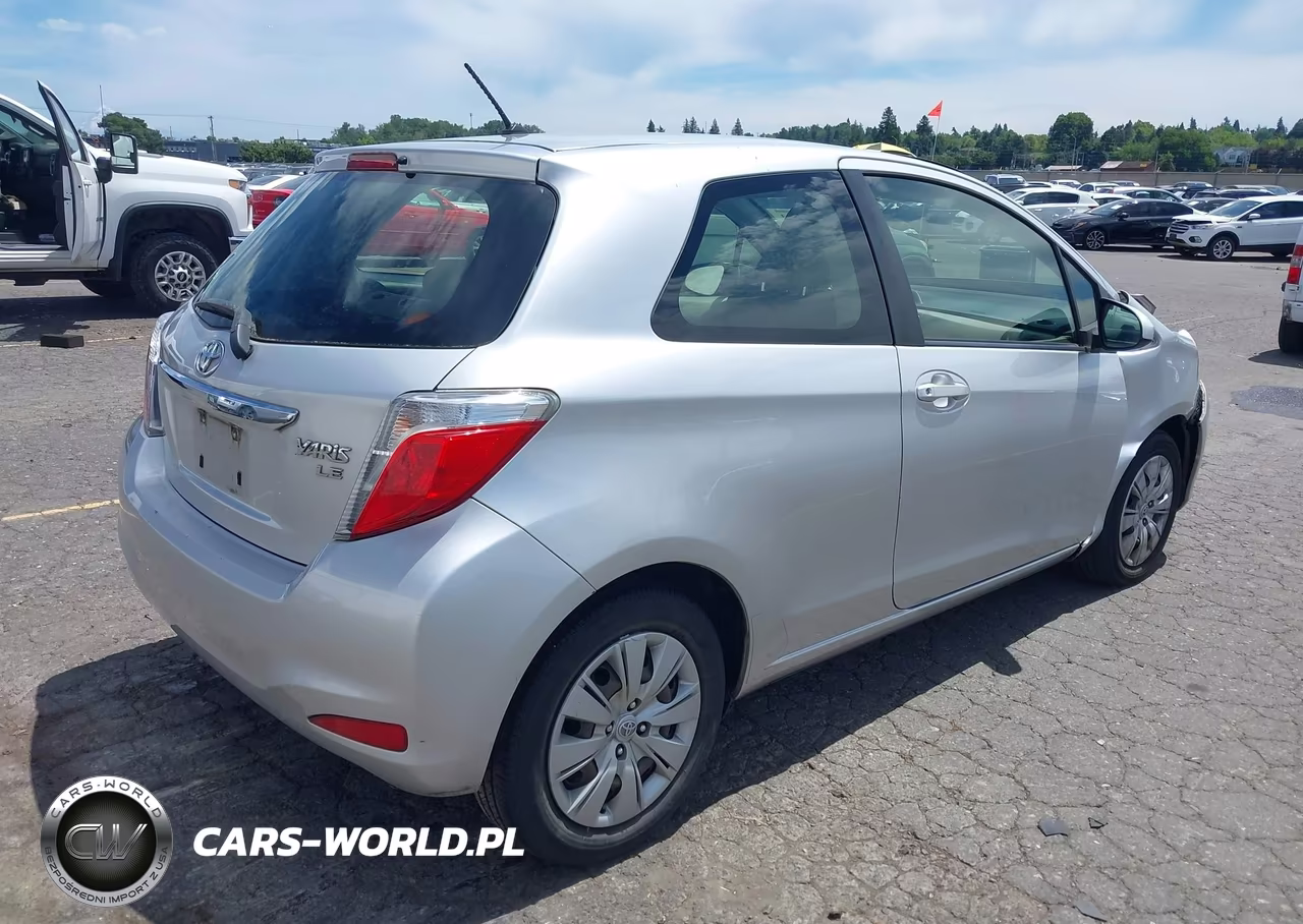 2013 Toyota Yaris Le VIN:JTDJTUD38DD552884 - 4