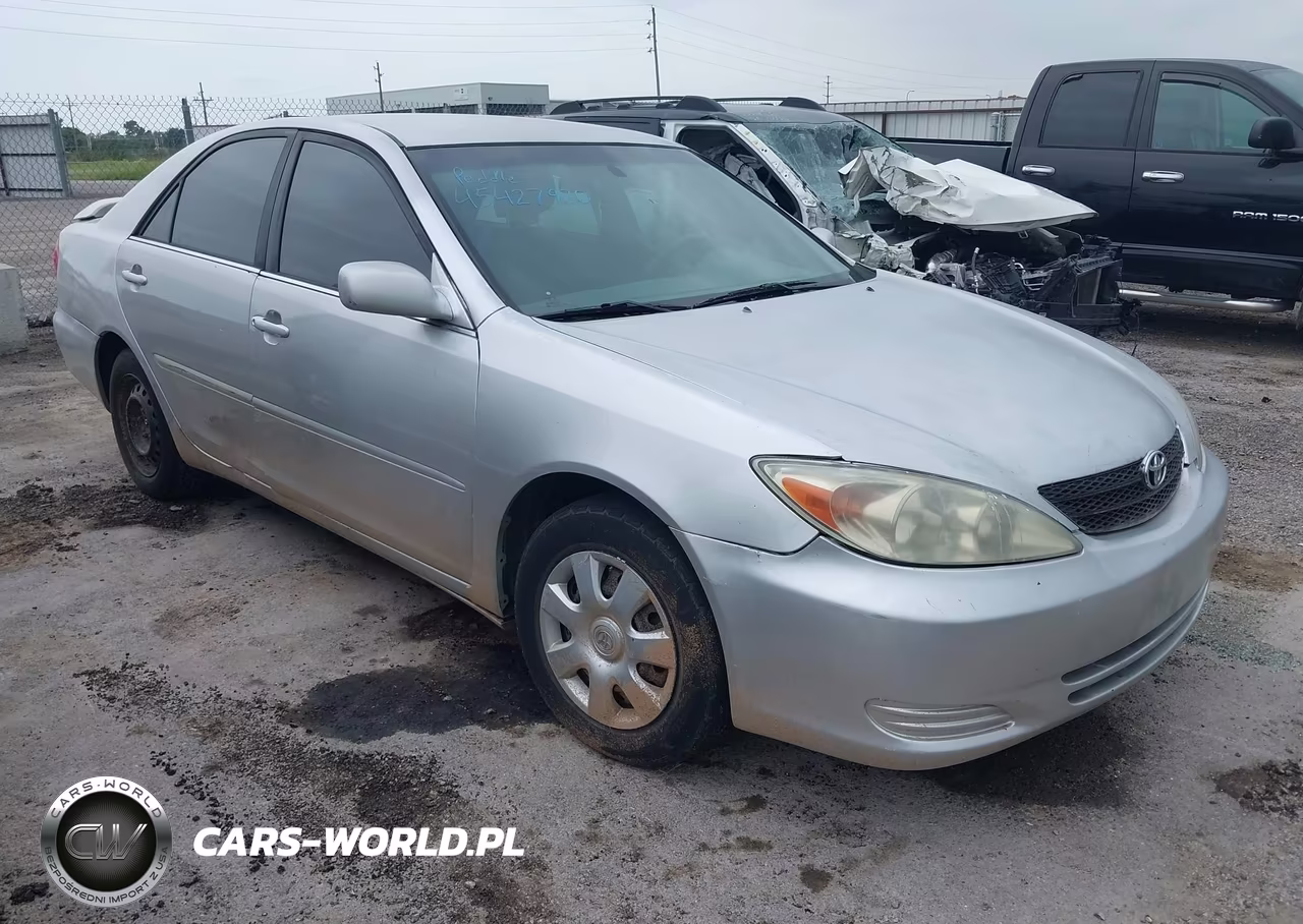 2004 Toyota Camry Le – zdjęcie 1 z 12