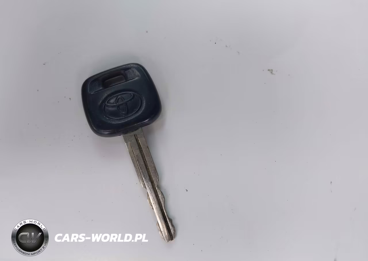 2004 Toyota Camry Le VIN:4T1BE32KX4U352376 - 11