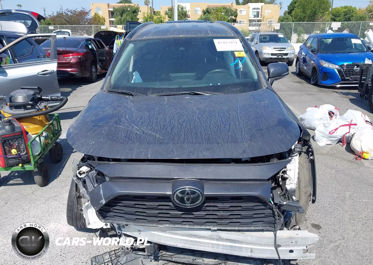 2023 Toyota Rav4 Xle VIN:2T3P1RFV0PW370311 - 12