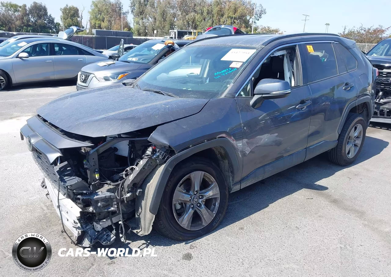 2023 Toyota Rav4 Xle VIN:2T3P1RFV0PW370311 - 2