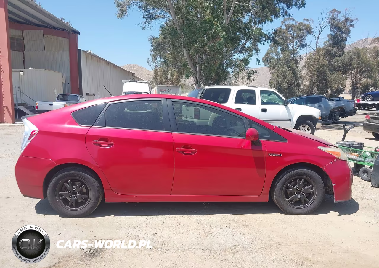 2014 Toyota Prius Three VIN:JTDKN3DU1E0357767 - 13
