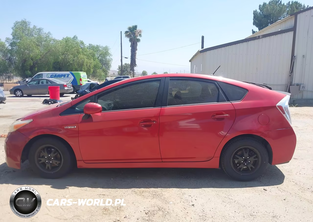 2014 Toyota Prius Three VIN:JTDKN3DU1E0357767 - 14