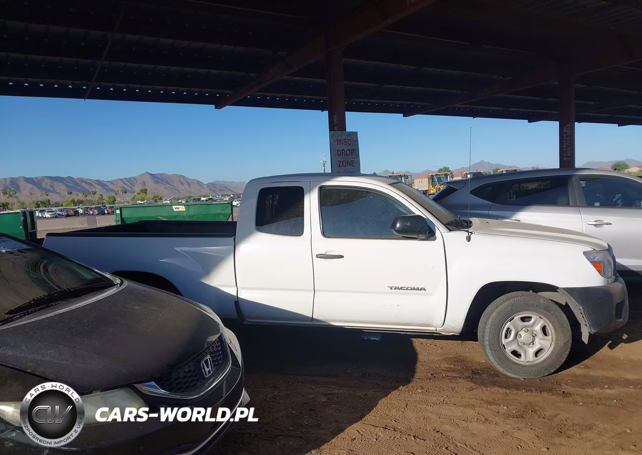 2015 Toyota Tacoma VIN:5TFTX4CN0FX065373 - 13
