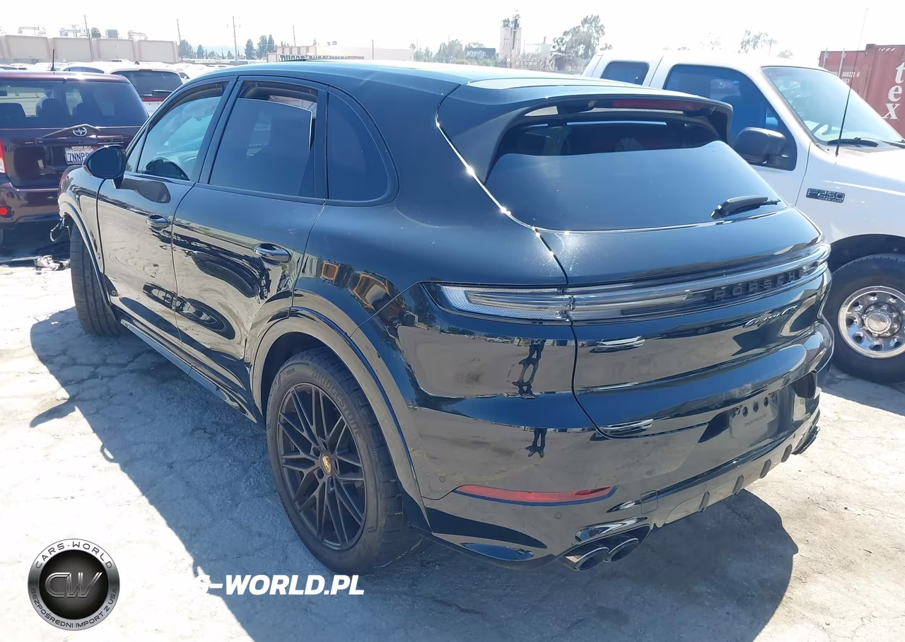 2025 Porsche Cayenne Gts VIN:WP1AG2AY4SDA25509 - 3