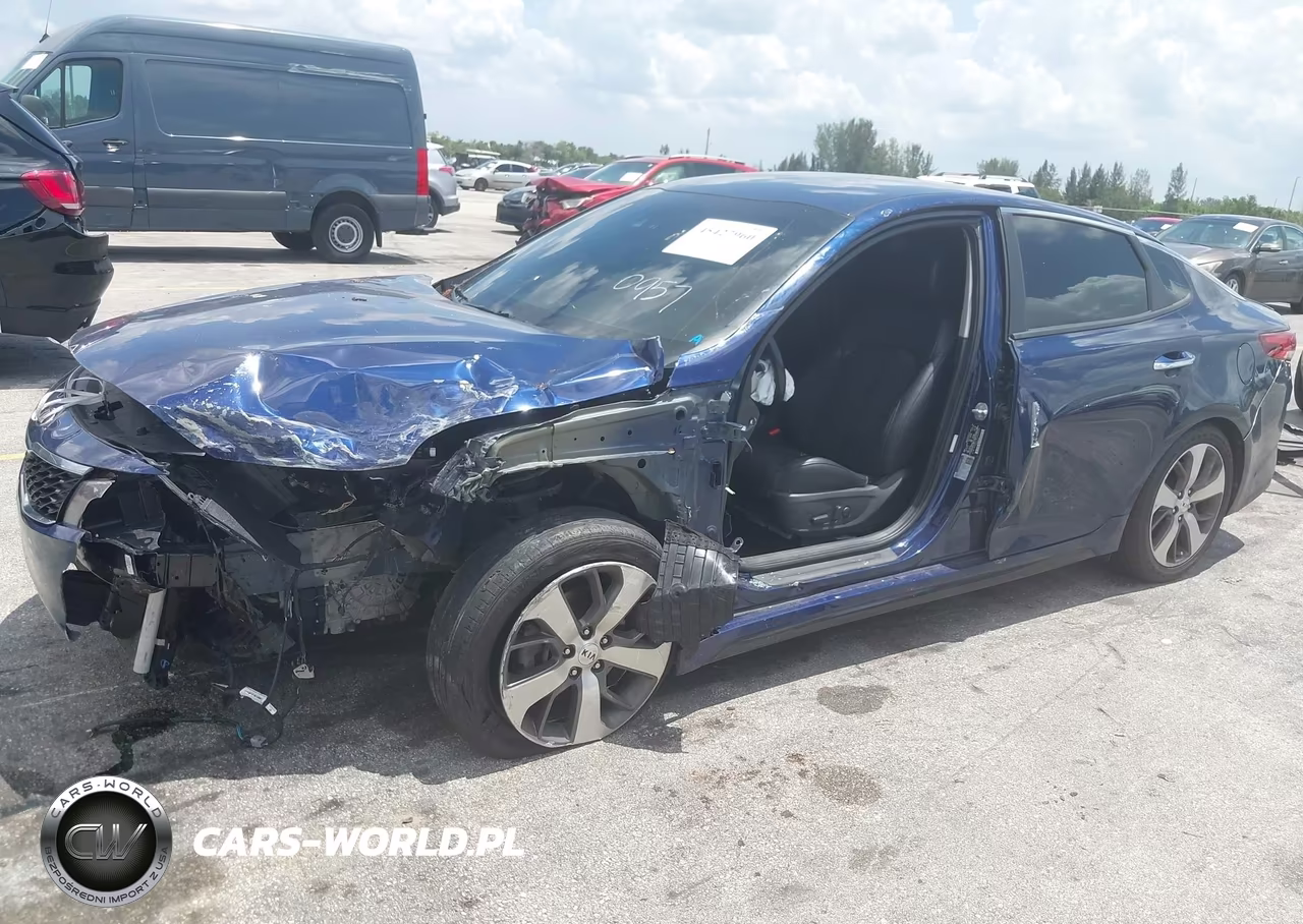 2020 Kia Optima S VIN:5XXGT4L31LG410957 - 6