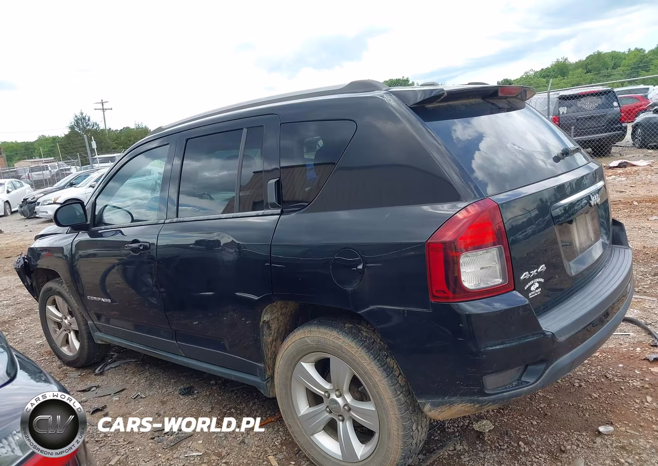 2015 Jeep Compass Sport VIN:1C4NJDBB7FD395904 - 13