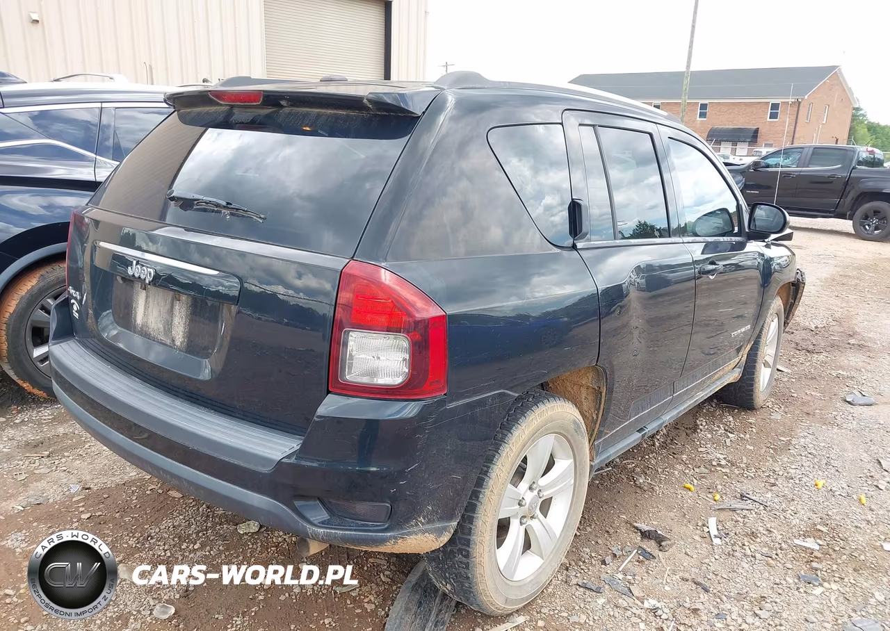 2015 Jeep Compass Sport VIN:1C4NJDBB7FD395904 - 4