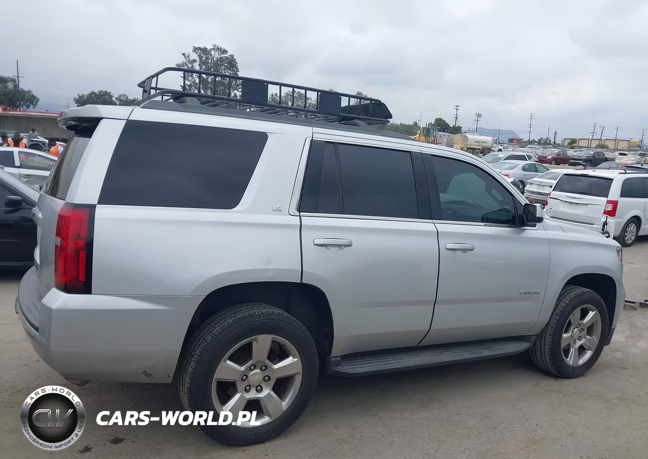 2016 Chevrolet Tahoe Ls VIN:1GNSCAKC9GR463118 - 13
