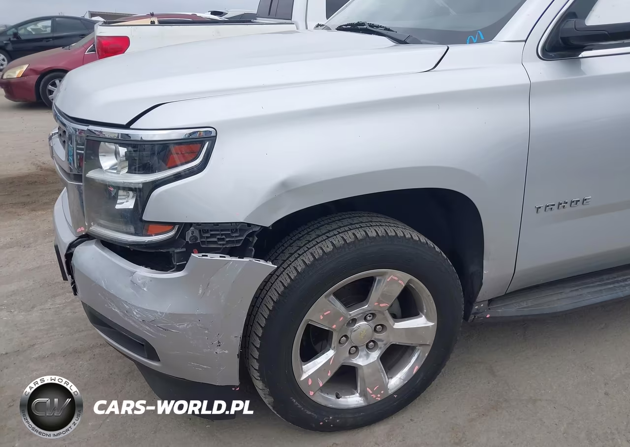 2016 Chevrolet Tahoe Ls VIN:1GNSCAKC9GR463118 - 17