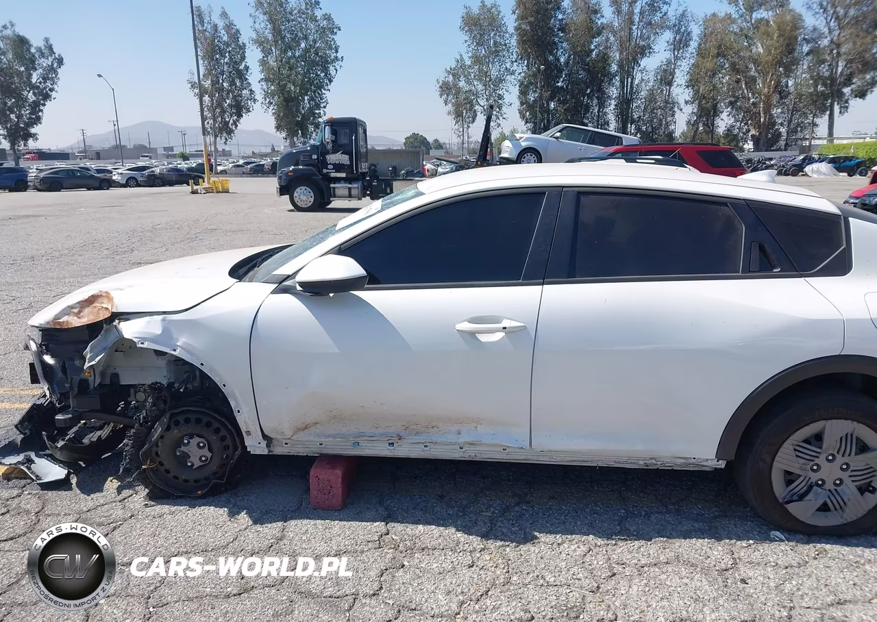 2025 Kia K4 Lx VIN:3KPFT4DE1SE239243 - 17